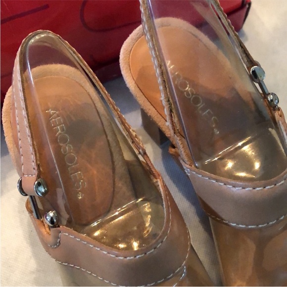 Aerosoles Howdy Skies tan leather comfy stacked heel back strap sandals + box - Picture 4 of 13